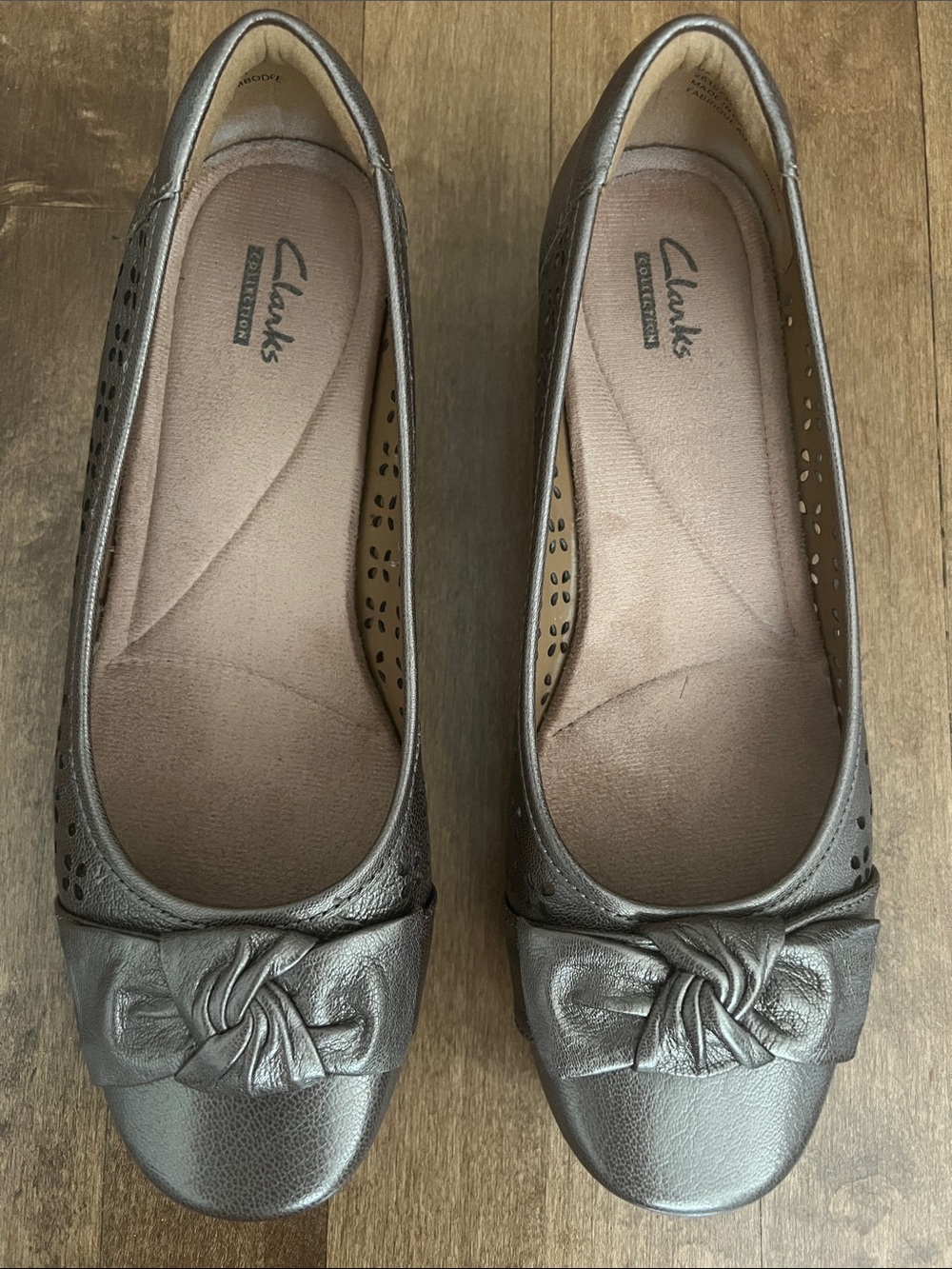 Clarks Metallic Pewter Knotted Ballet Flats